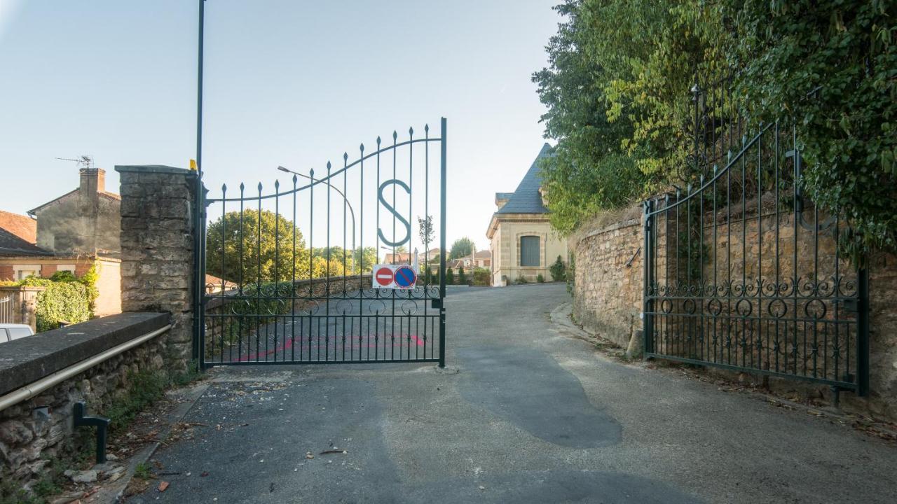"Le Soleil Levant" Avec Balcon Et Parking Prive, 2 Adultes Et 1 Enfant Sarlat-la-Caneda Luaran gambar